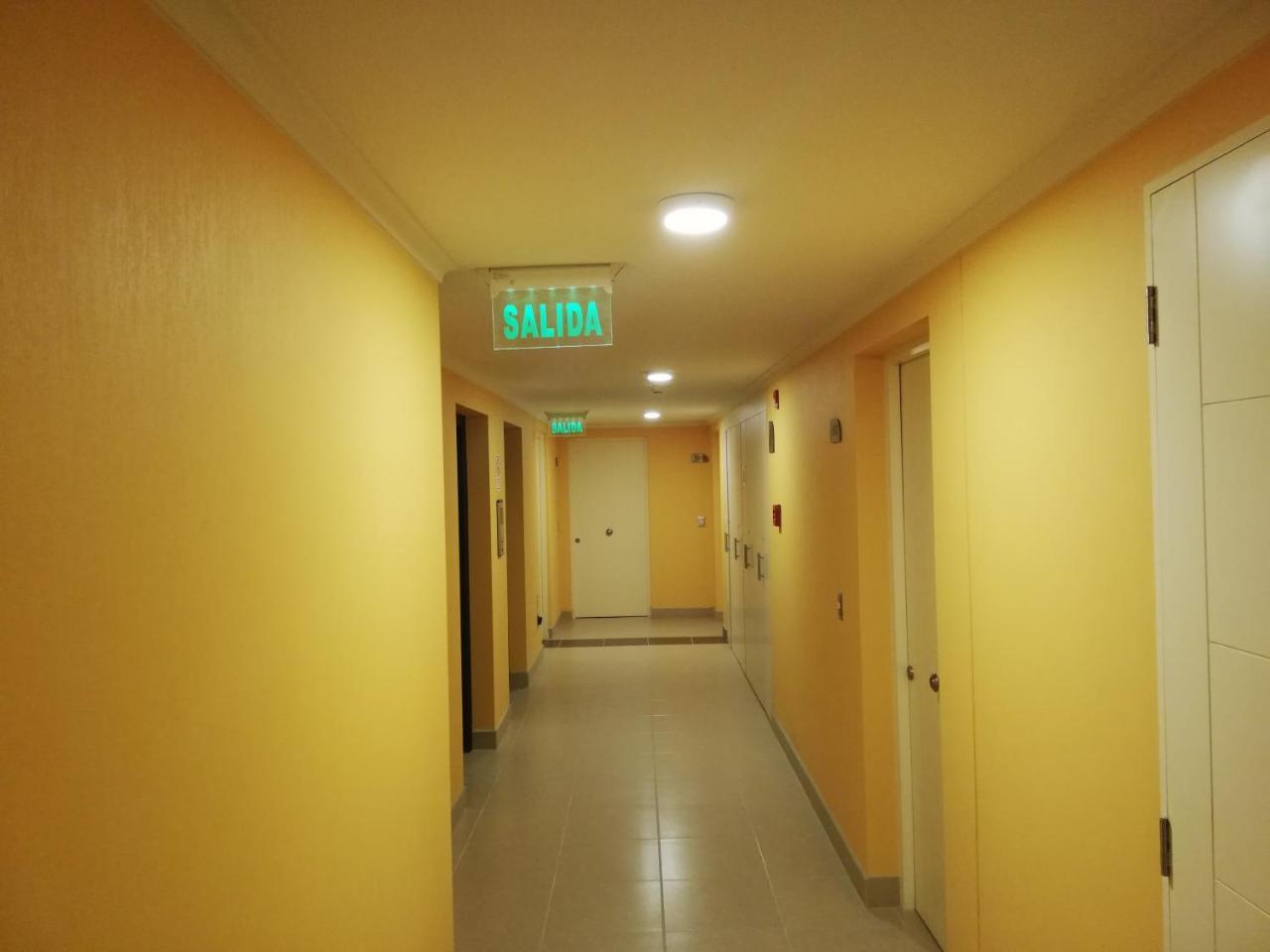 טמוקו Depto Estudio 1811 Edificio Centro Blanco Con Estacionamiento מראה חיצוני תמונה