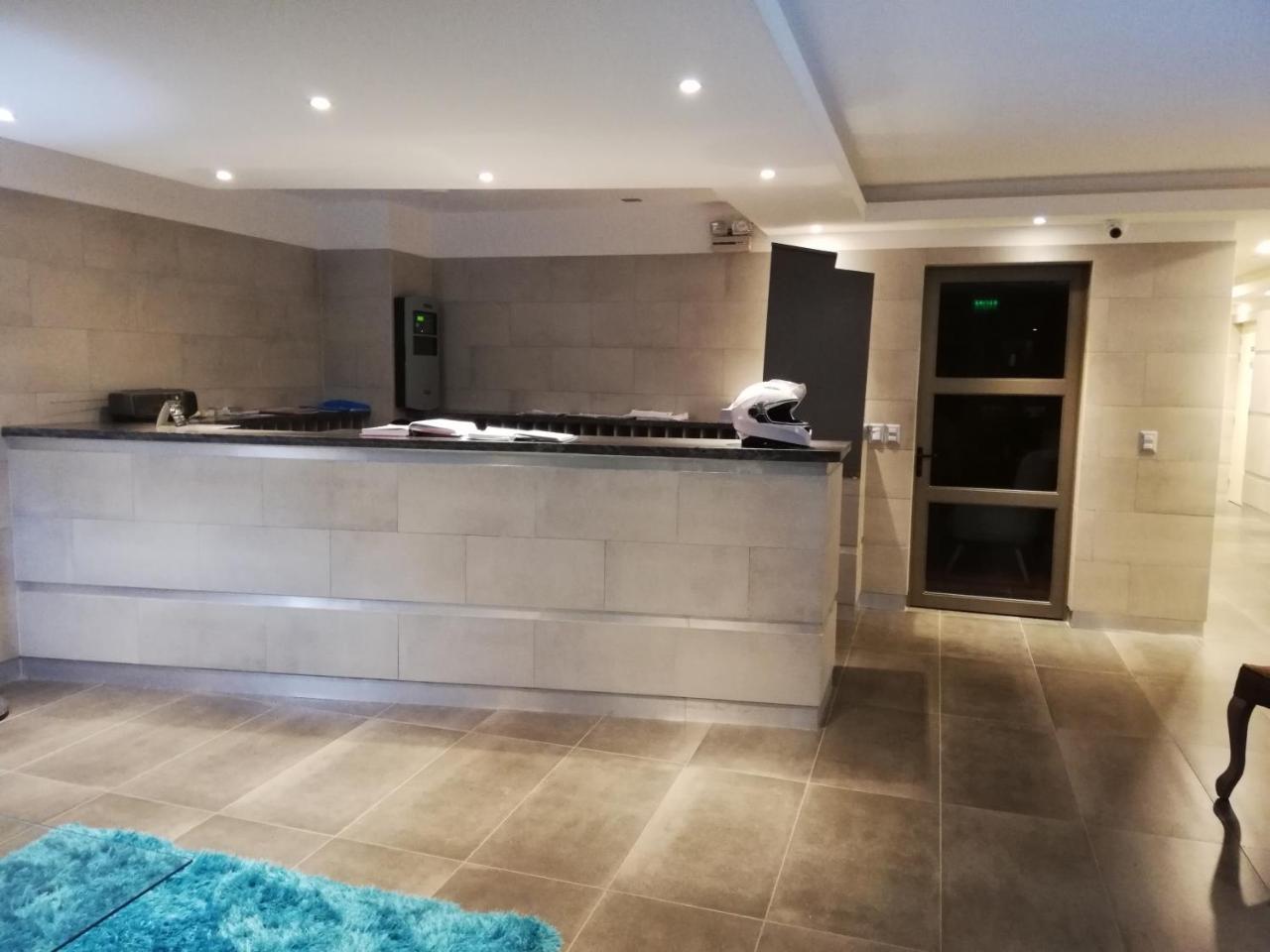 טמוקו Depto Estudio 1811 Edificio Centro Blanco Con Estacionamiento מראה חיצוני תמונה